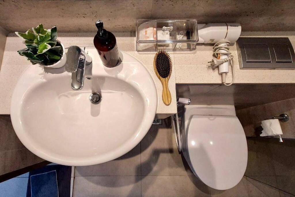 2 Bed Room Apartment In West Jakarta Kültér fotó