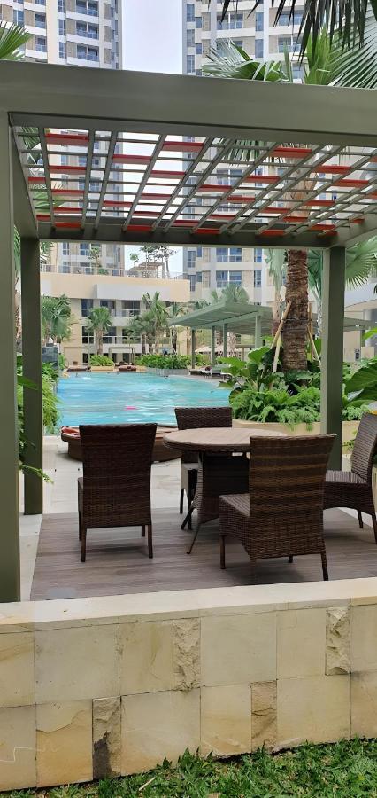 2 Bed Room Apartment In West Jakarta Kültér fotó